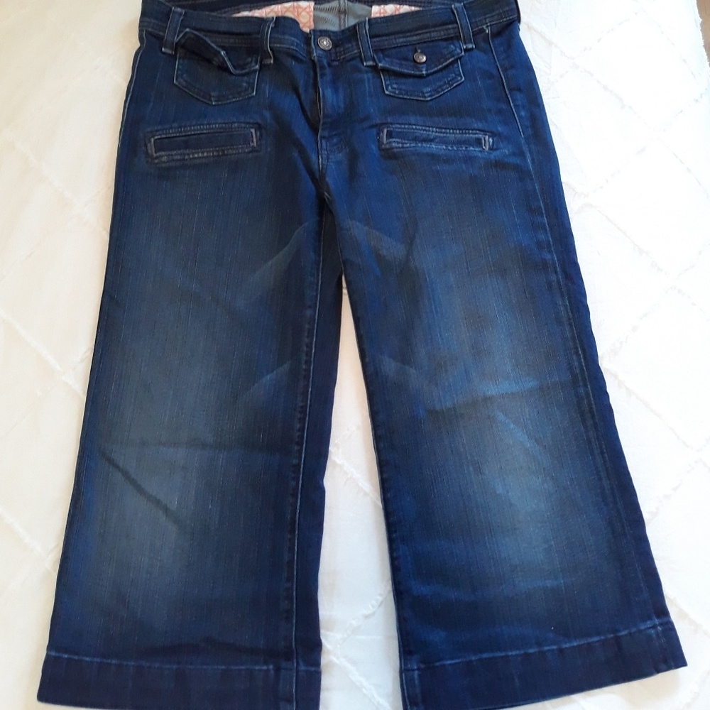 7 For All Mankind Georgia Crop Capri Jeans 31